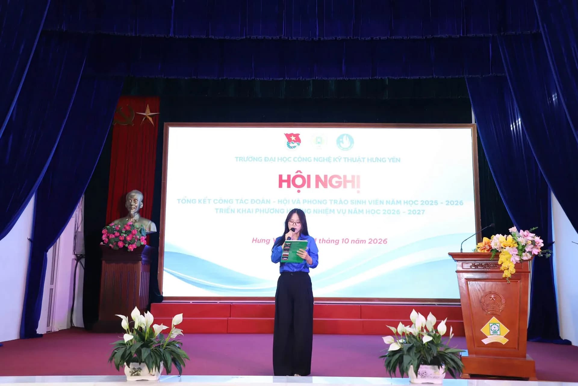 🎓 HỘI NGHỊ TỔNG KẾT CÔNG TÁC ĐOÀN - HỘI VÀ PHONG TRÀO SINH VIÊN NĂM HỌC 2025 - 2026 — ảnh 1