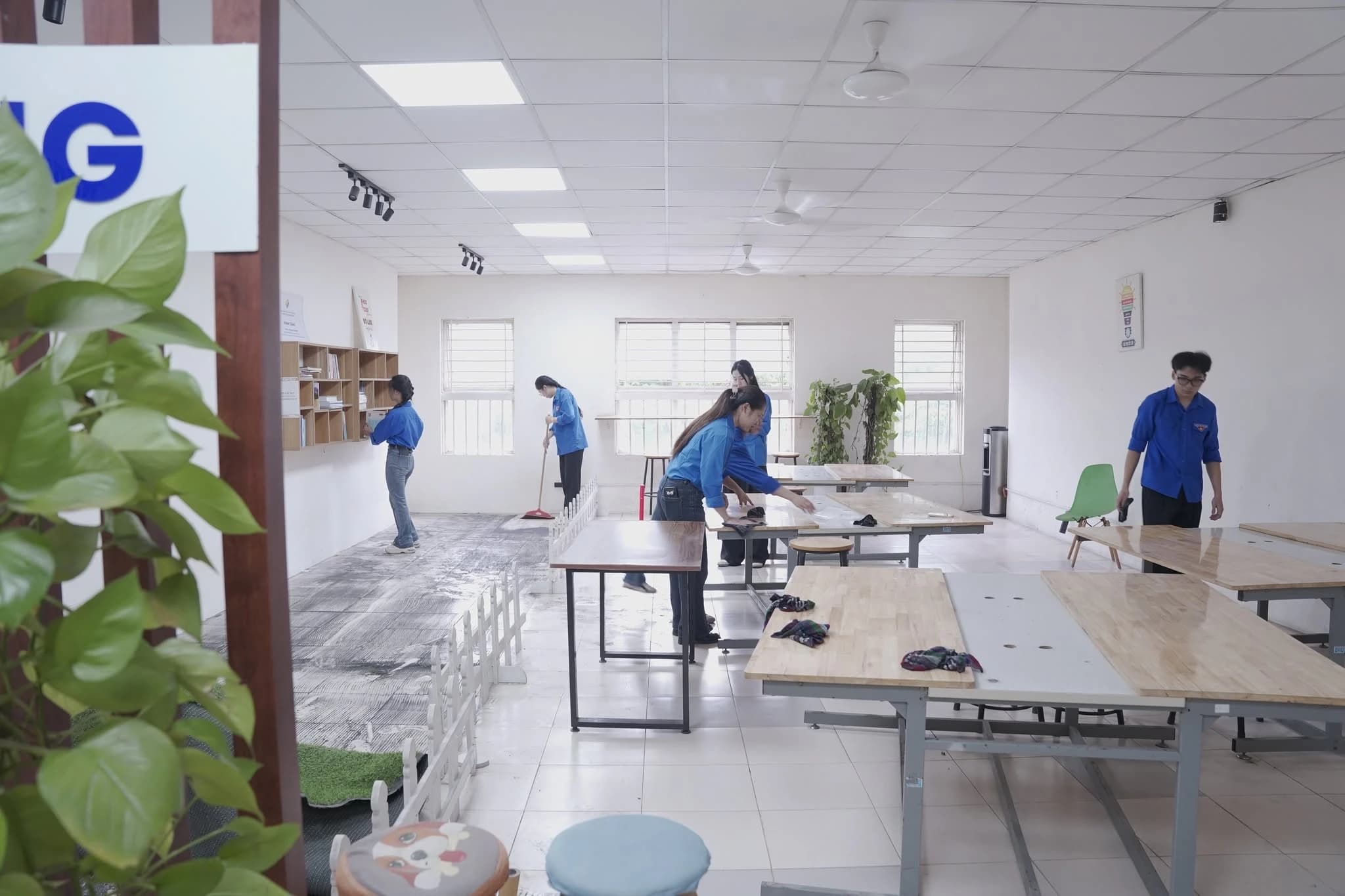 LIÊN CHI ĐOÀN CNTT RA QUÂN TÂN TRANG KHÔNG GIAN HỌC TẬP, CHÀO ĐÓN NĂM HỌC MỚI 🎓🌿 — ảnh 8